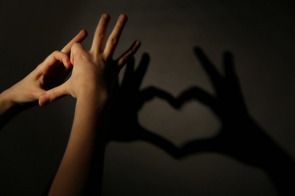 heart shaddow